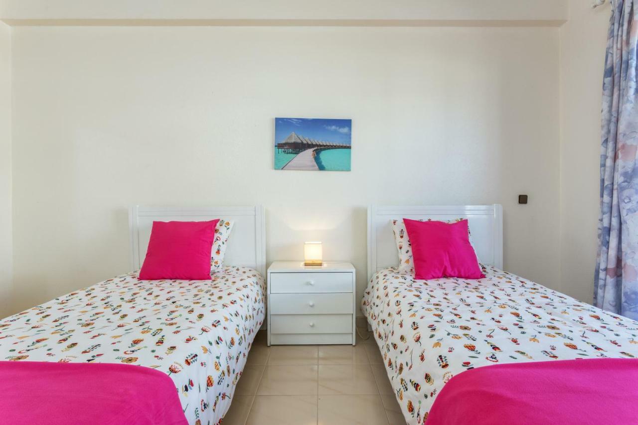Andorinha 2 Bedroom Apart-Close To The Sea-Algarve Porches  Exteriör bild